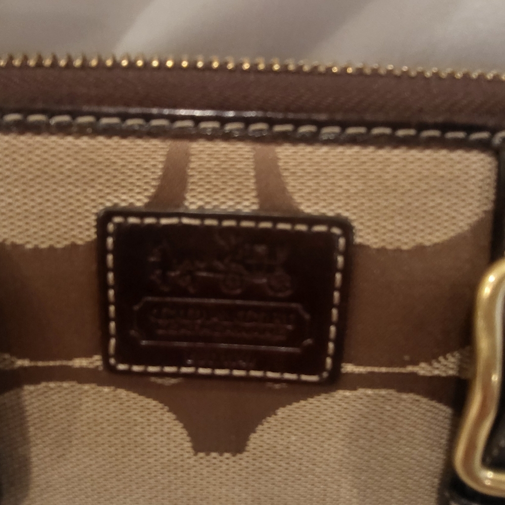 Brown Leather and Canvas Coach Women Zippy Wallet